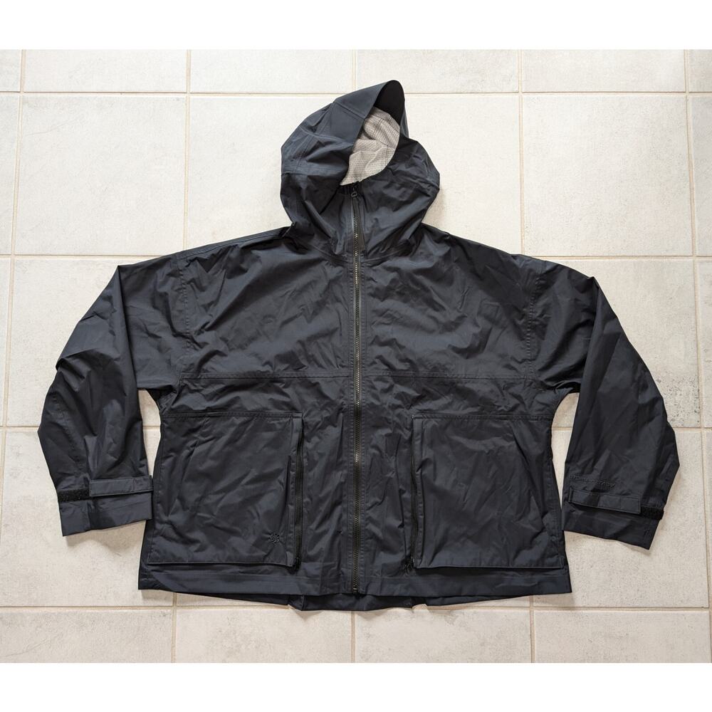 Nike Women's Medium Storm-Fit ADV Tech Pack Rain Windbreaker Jacket Black Nylon